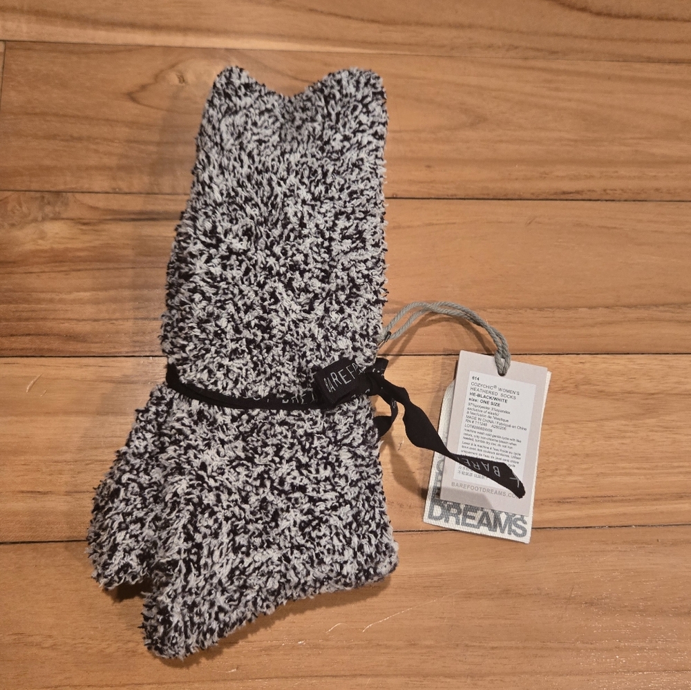 Barefoot Dreams Heathered Black and White Socks